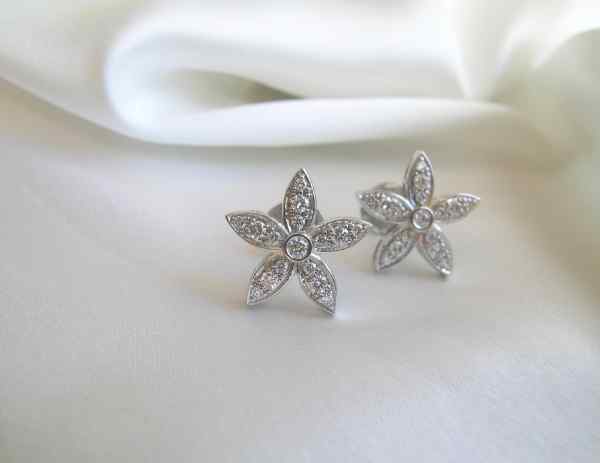 Thumbnail image E-563.jpg